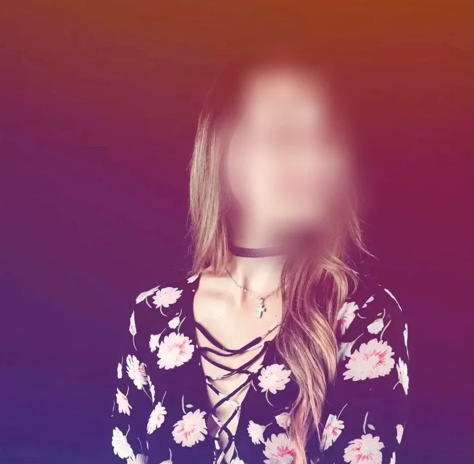 Cornelia, 24