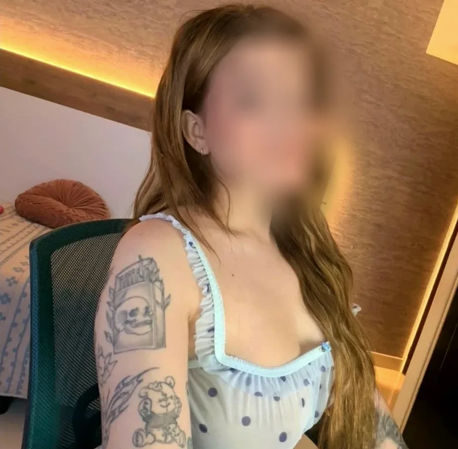 Jasmine, 21
